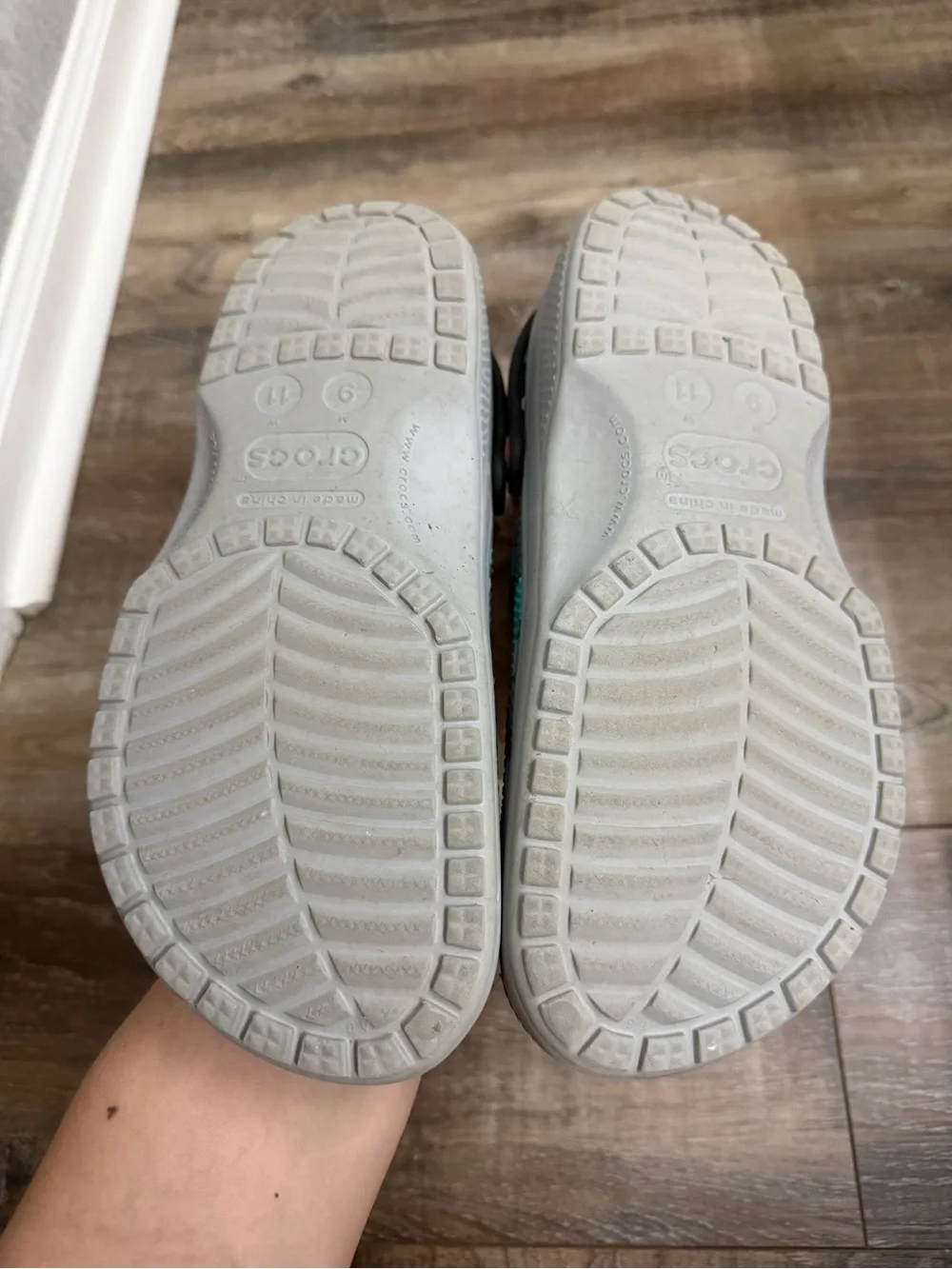 CROCS durable slip